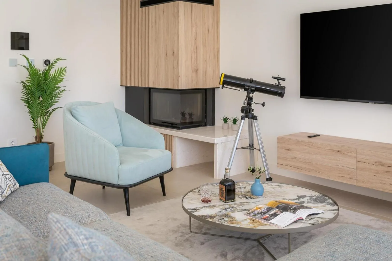 Golden Beach Luxury Villa — Schlafzimmer